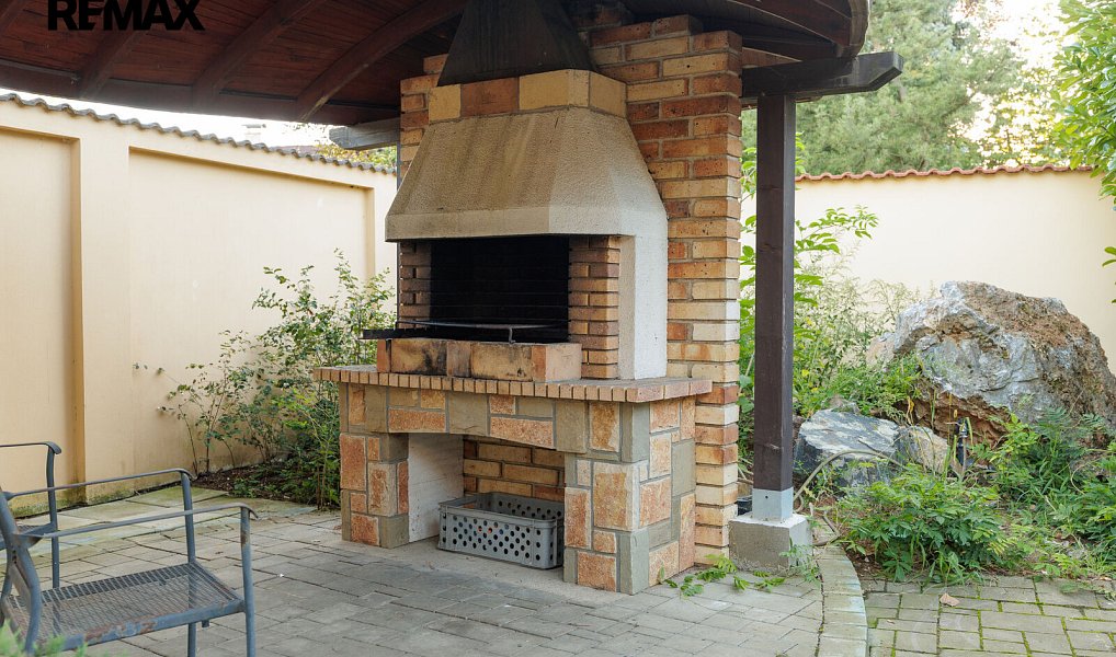 Prodej domu 520 m² s pozemkem 764 m², Roztoky – náhled fotky 39