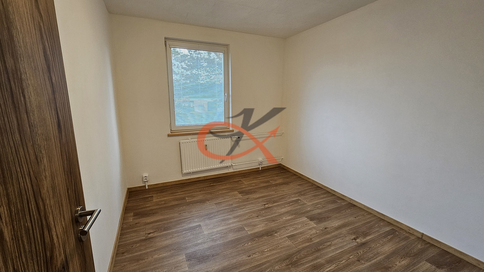 Pronájem bytu 2+1 65 m² – fotografie 4