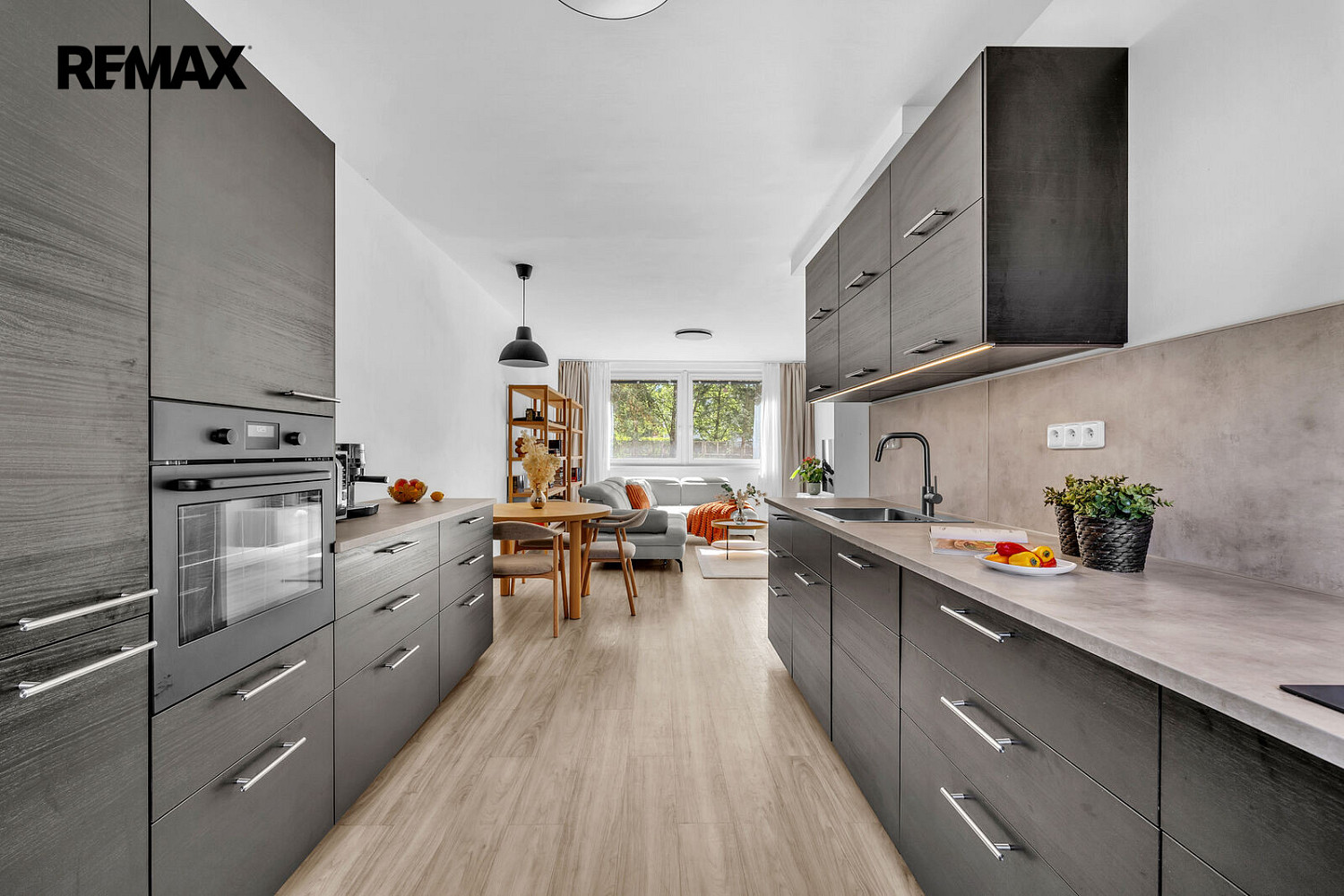 Prodej bytu 4+kk 97 m² – fotografie 3