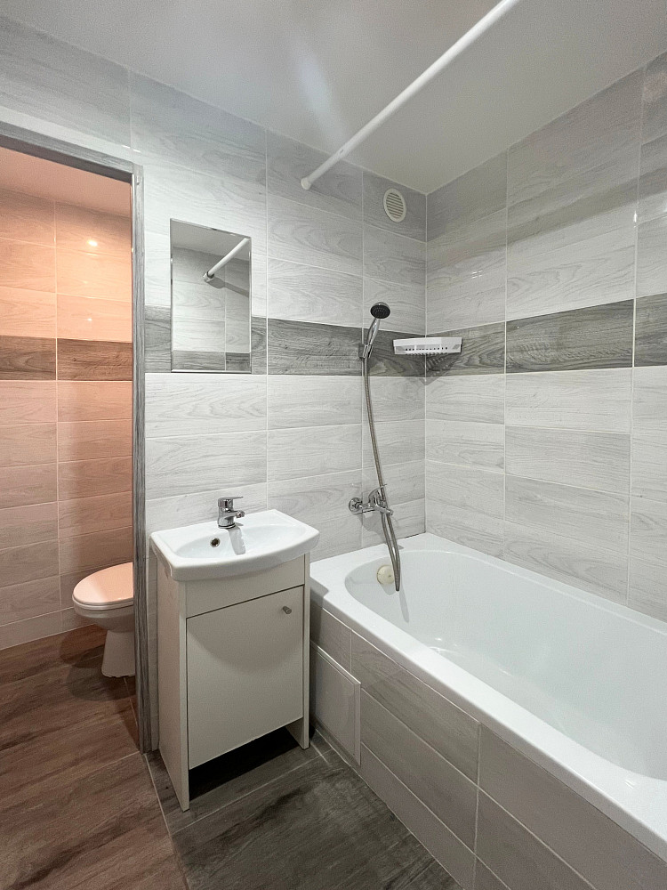 Pronájem bytu 2+kk 40 m² – fotografie 2