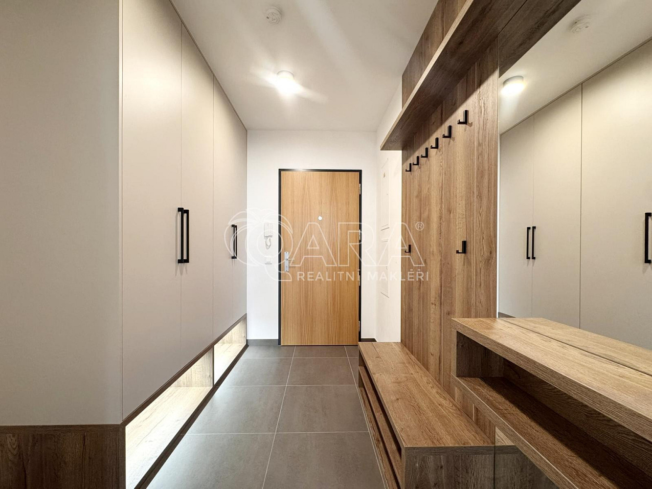 Pronájem bytu 2+kk 53 m² – fotografie 4