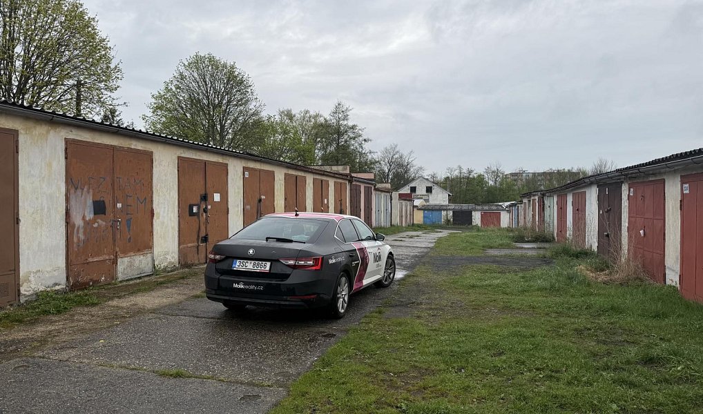 Prodej 3x garáž, OV, 88 m2, Cheb - část Háje + Švédský vrch, Aš – náhled fotky 5