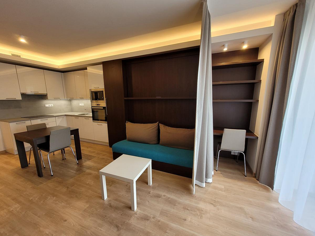 Pronájem bytu 1+kk 34 m² — photo 2