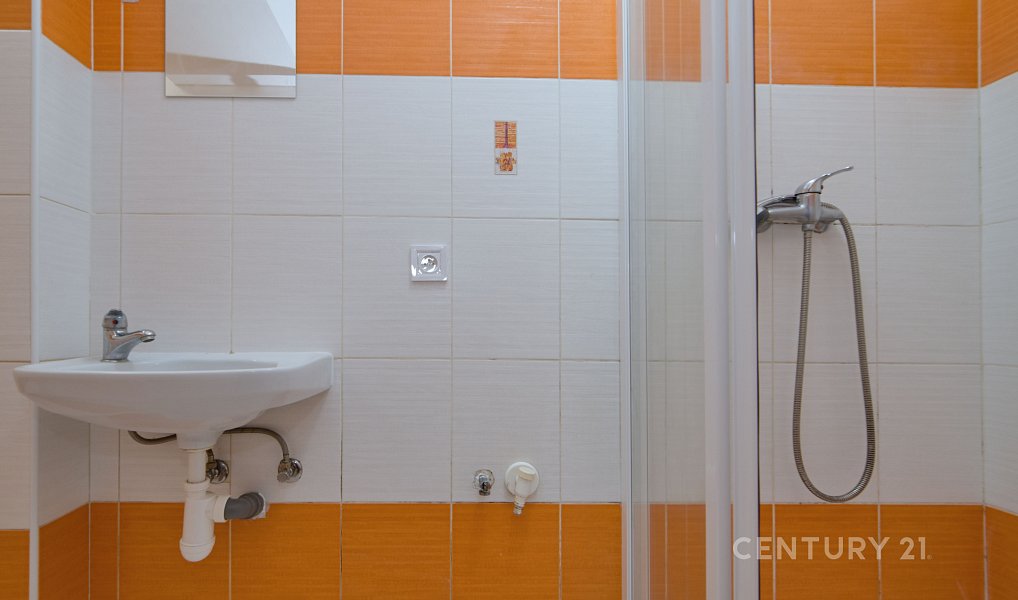 Pronájem bytu 1+kk 28 m², Praha – náhled fotky 10