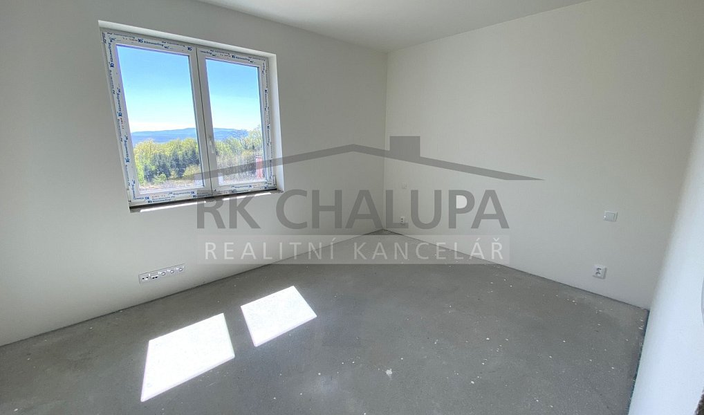 Prodej domu 104 m² s pozemkem 754 m², Hosín – náhled fotky 18