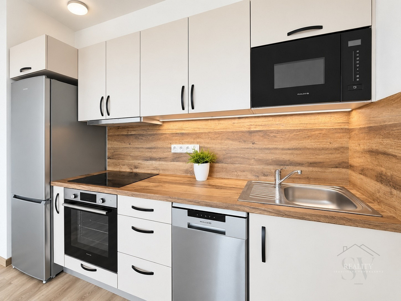 Pronájem bytu 2+kk 68 m² – fotografie 2
