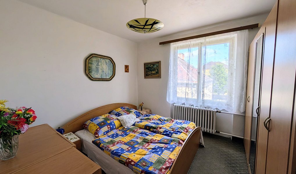 Pronájem bytu 3+1 73 m², Chodová Planá – náhled fotky 3