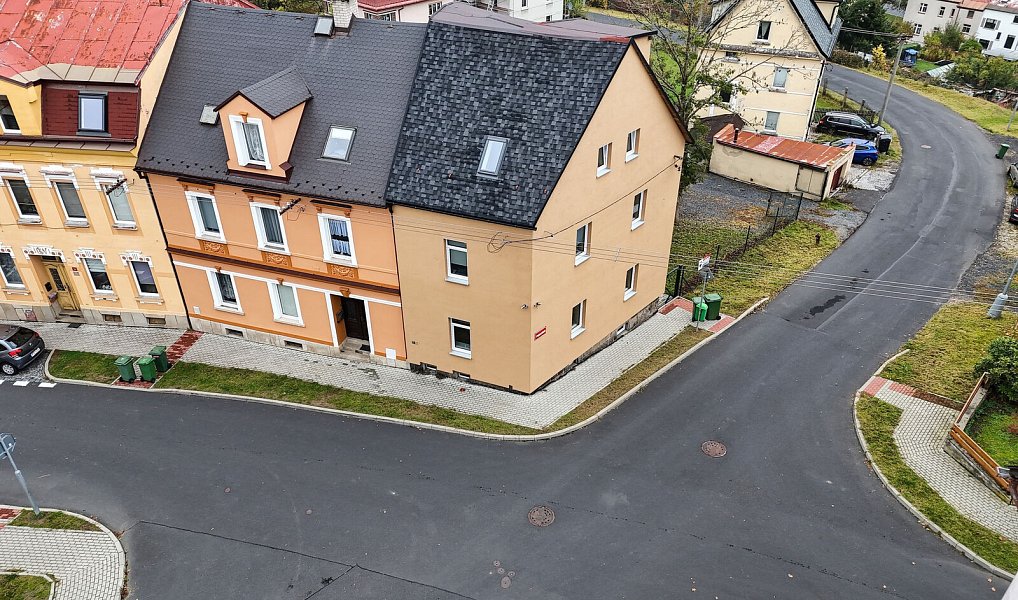 Prodej domu 203 m² s pozemkem 63 m², Aš – náhled fotky 3