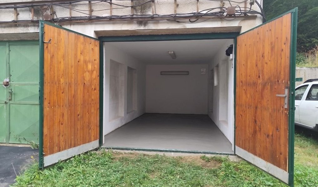Prodej garáže 18 m2, Chomutov, Chomutov – náhled fotky 2