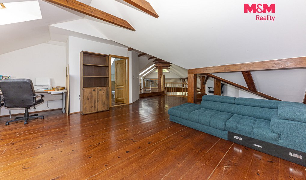 Prodej domu 996 m² s pozemkem 162 727 m², Kolín – náhled fotky 30