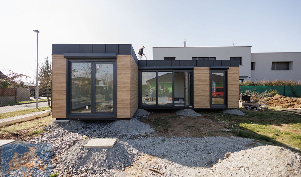 Prodej domu 36 m² s pozemkem 36 m², Zbuzany – náhled fotky 2