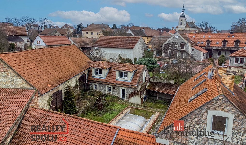 Prodej domu 579 m² s pozemkem 1 059 m², Středokluky – náhled fotky 10