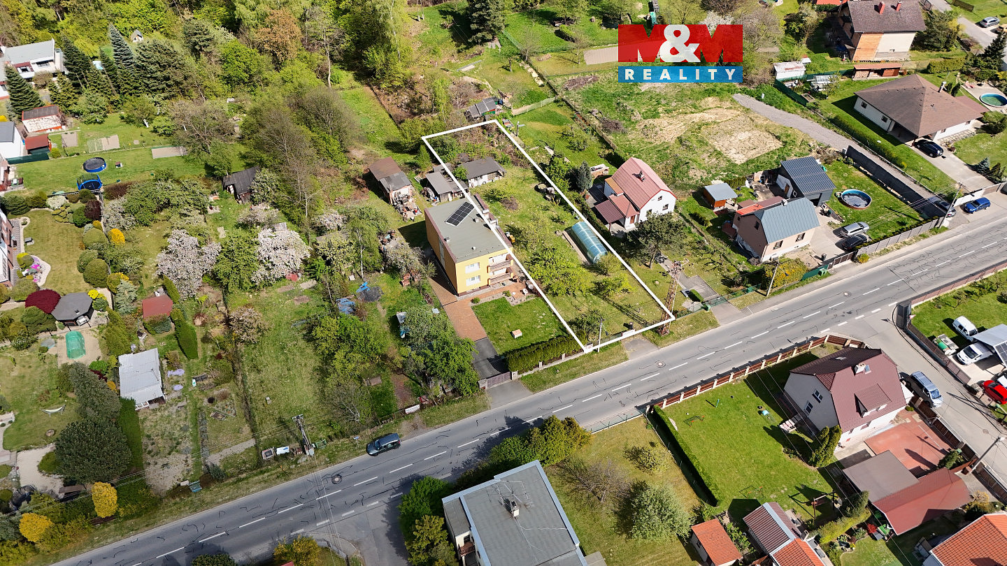 Prodej stavebního pozemku 992 m²