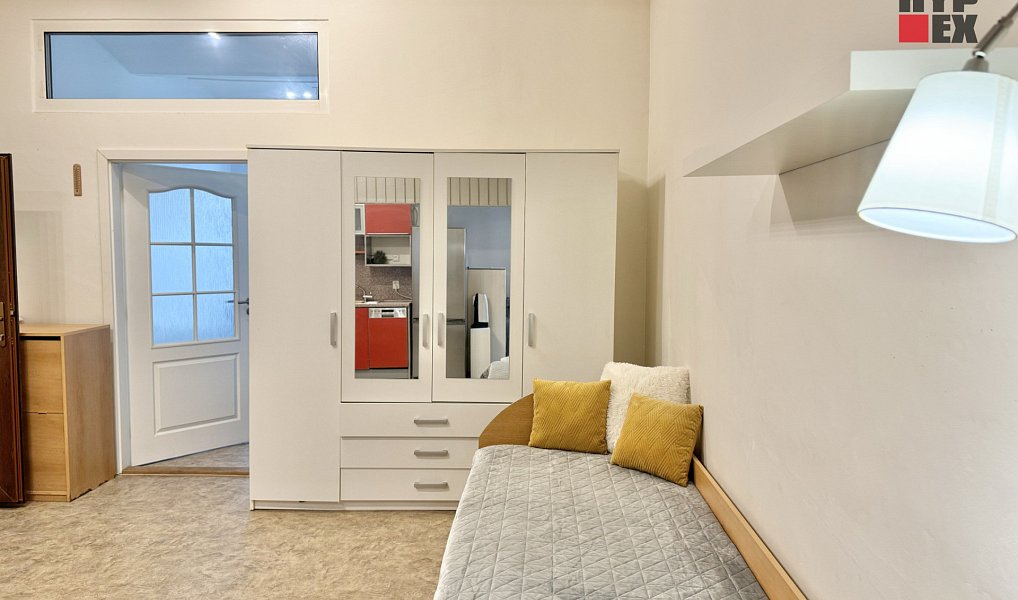 Prodej domu 980 m² s pozemkem 523 m², Pečky – náhled fotky 5