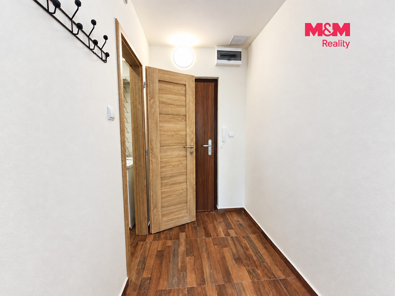 Pronájem bytu 1+kk 27 m² – fotografie 3