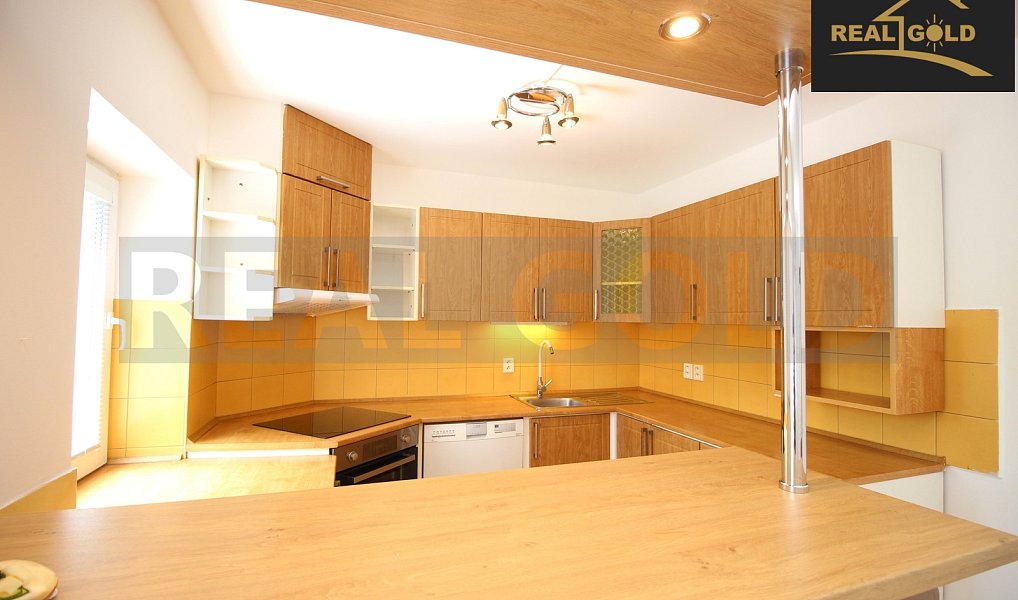 Prodej domu 280 m² s pozemkem 258 m², Bohušice – náhled fotky 14