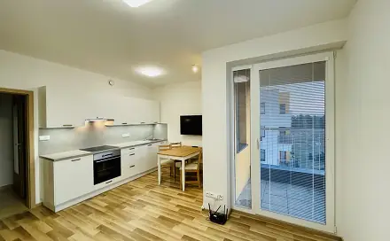 Pronájem bytu 1+kk 29 m², Oty Bubeníčka, Praha 10 - Uhříněves