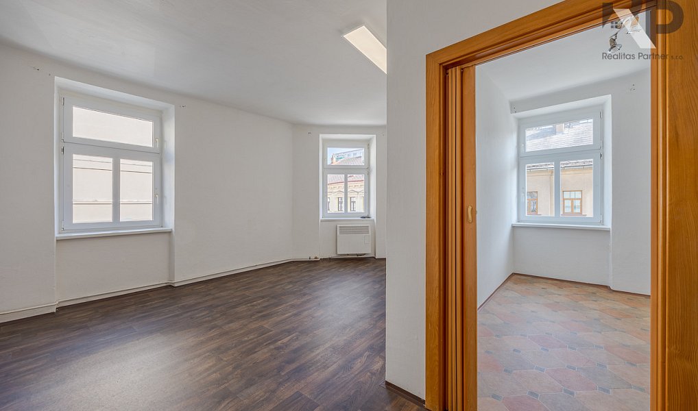 Pronájem bytu 2+1 56 m², Jihlava – náhled fotky 3