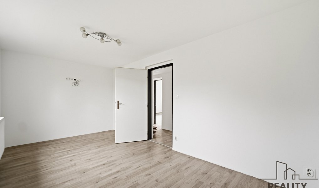 Prodej domu 190 m² s pozemkem 1 789 m², Bukovina nad Labem – náhled fotky 28