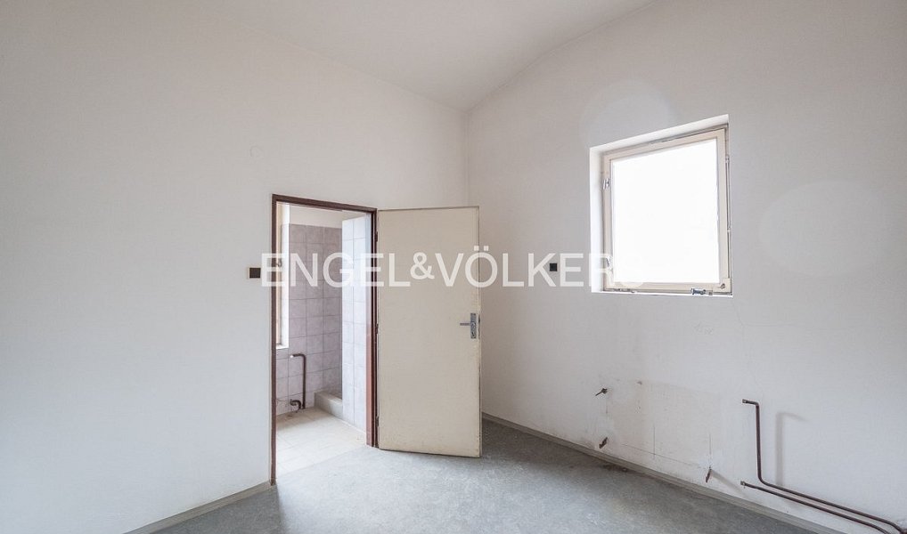 Pronájem výrobních prostor 380 m², Jablonec nad Nisou – náhled fotky 10
