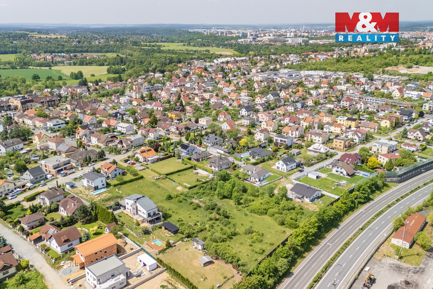 Prodej stavebního pozemku 703 m² - Więcej