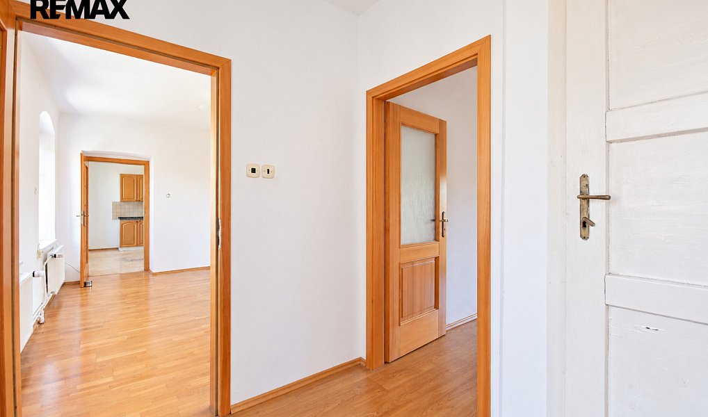 Prodej domu 200 m² s pozemkem 910 m², Kájov – náhled fotky 40