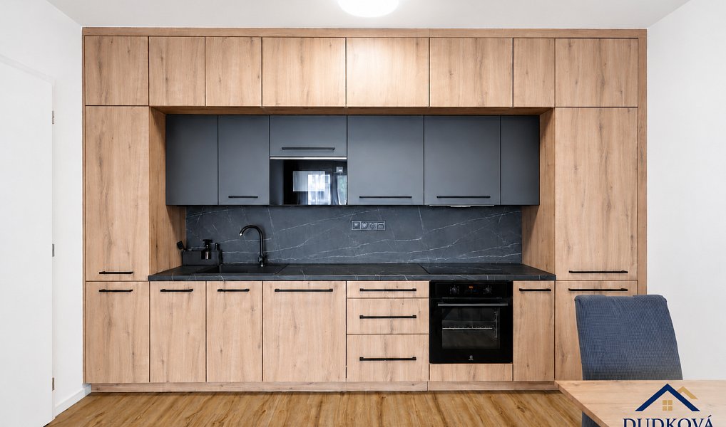 Prodej bytu 2+kk 67 m², Kladno – náhled fotky 6