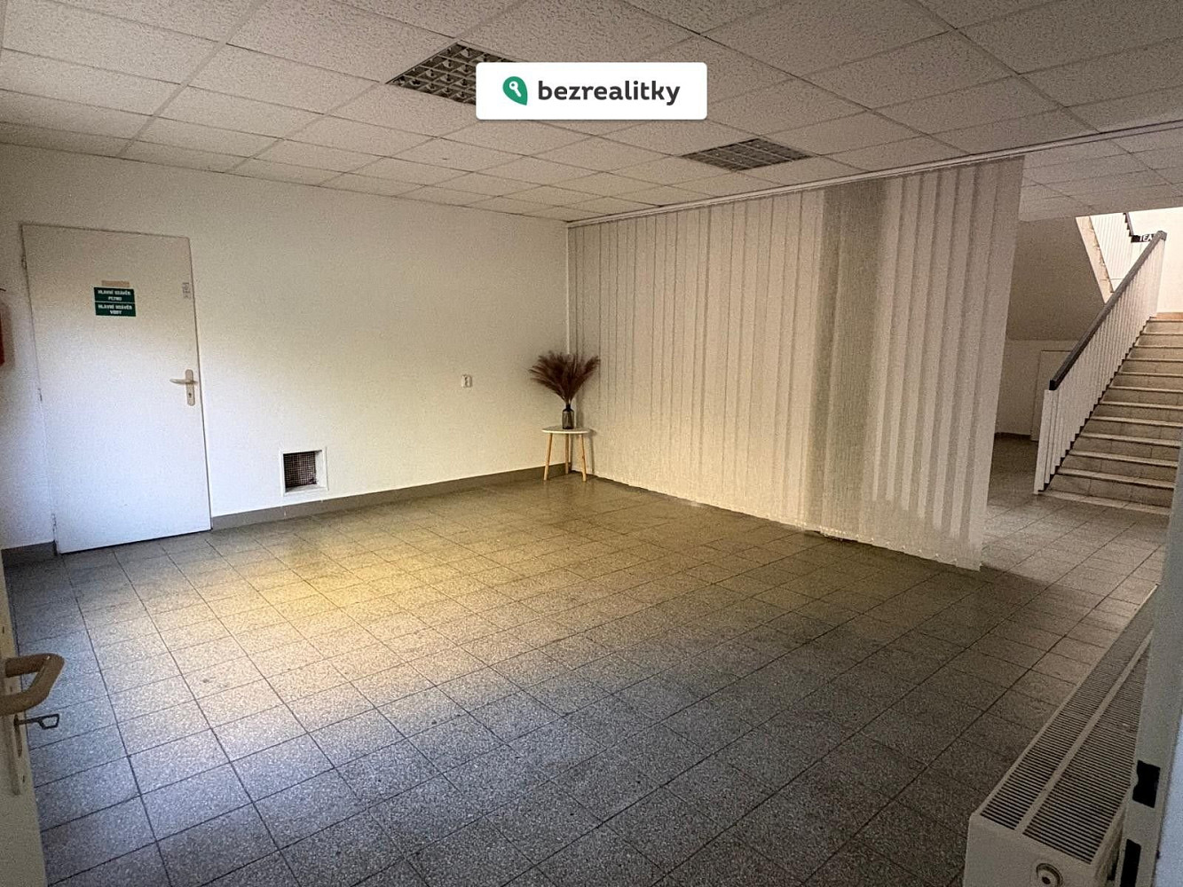 Prodej nebytového prostoru 1.056 m² - View 5