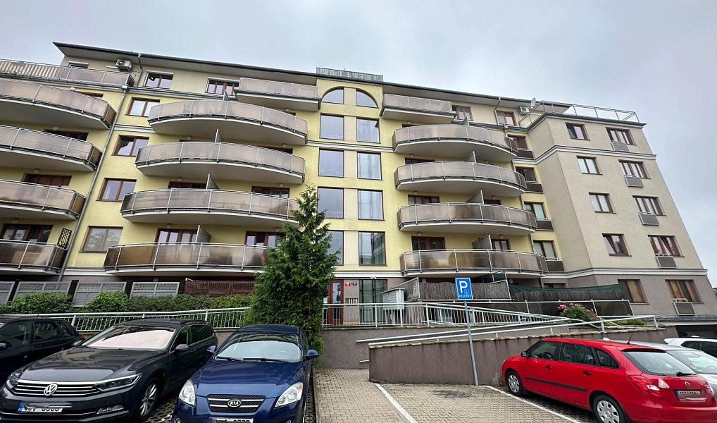 Pronájem bytu 2+kk 61 m², Praha – náhled fotky 13