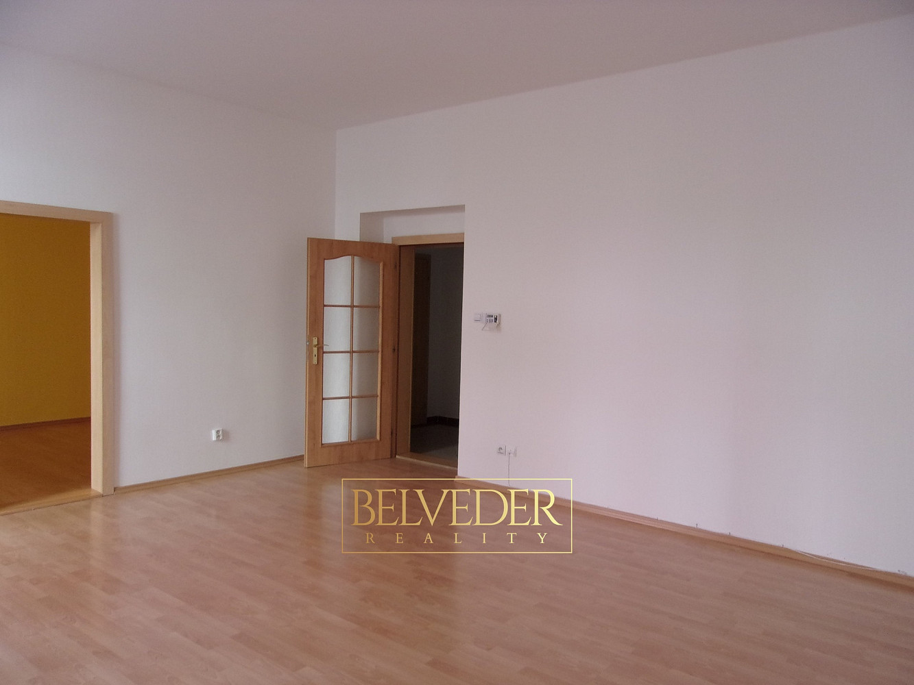 Pronájem bytu 2+1 74 m² – fotografie 4