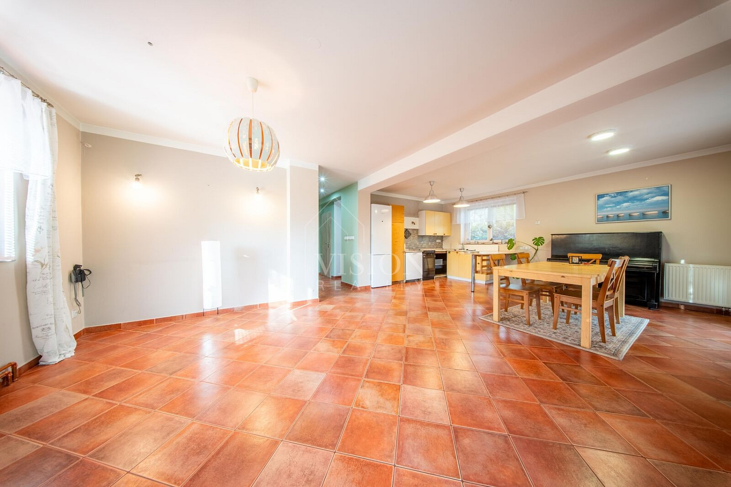 Prodej domu 200 m² s pozemkem 882 m² – fotografie 3