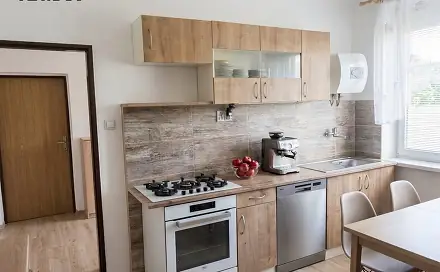 Prodej bytu 4+kk 87 m², Rohová, Karlovy Vary - Rybáře