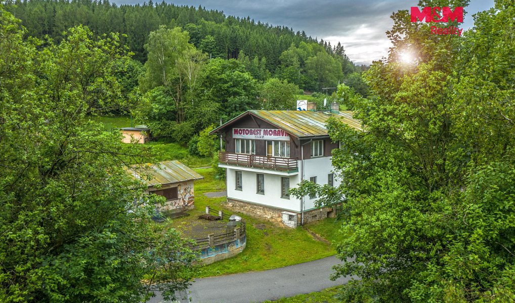 Prodej ubytovacího objektu 500 m², Plavy – náhled fotky 18