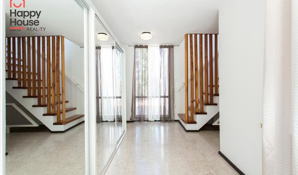 Pronájem domu 240 m² s pozemkem 820 m², Praha – náhled fotky 19