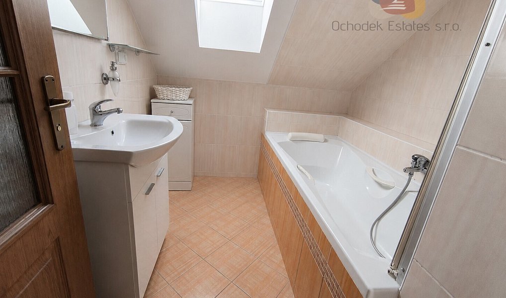 Prodej obchodních prostor 1 694 m², Šumperk – náhled fotky 12