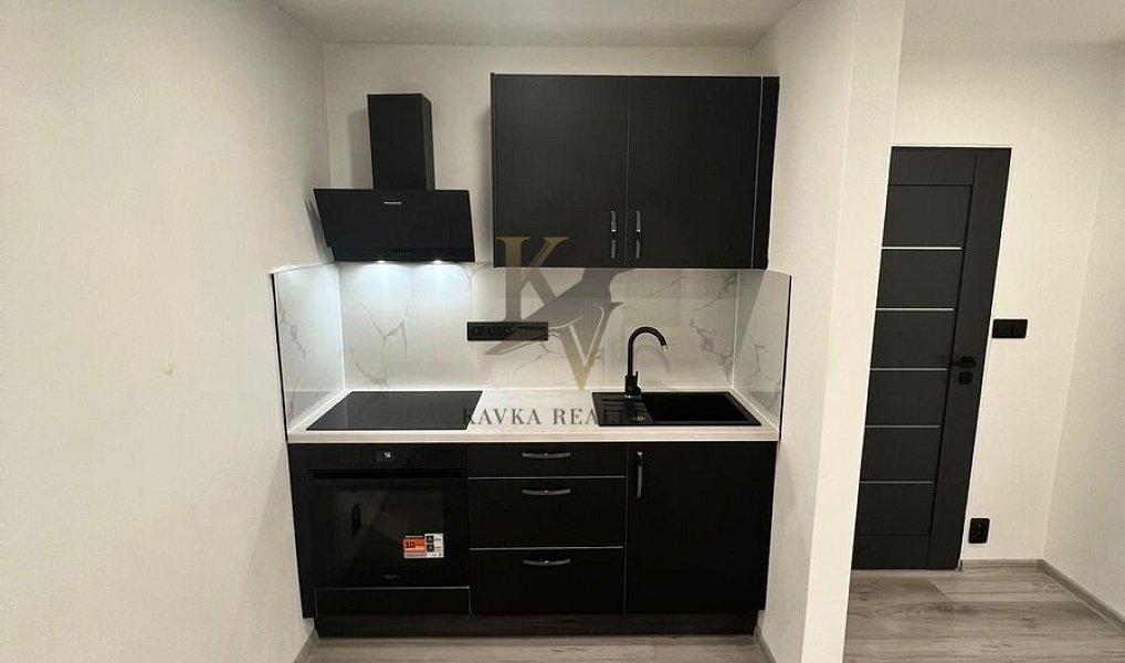 Pronájem bytu 1+kk 33 m², Ostrava – náhled fotky 2