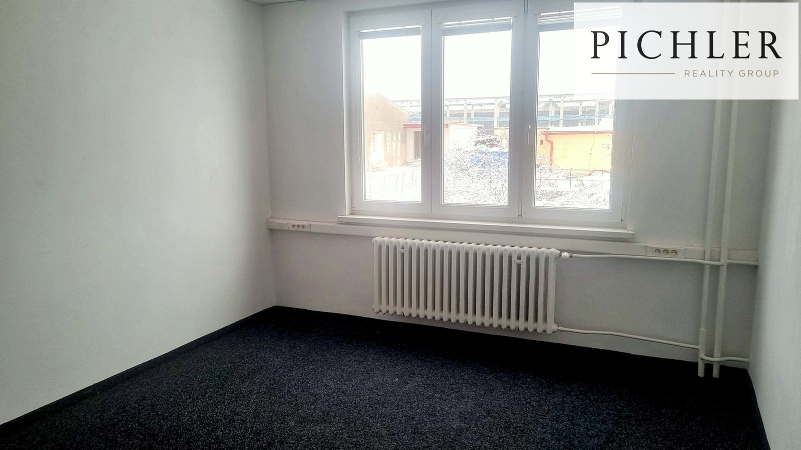 Pronájem kanceláře 768 m² — photo 3