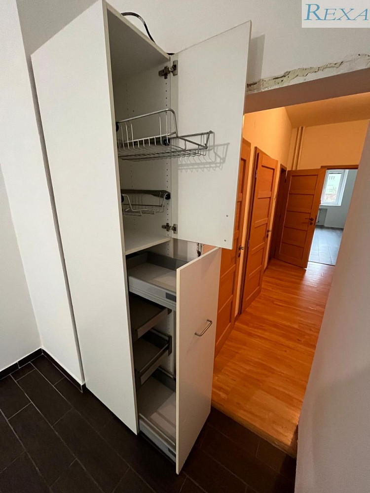 Pronájem bytu 2+kk 67 m² — photo 4