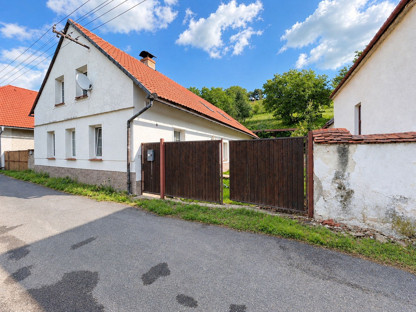 Prodej domu 160 m² s pozemkem 1 979 m²