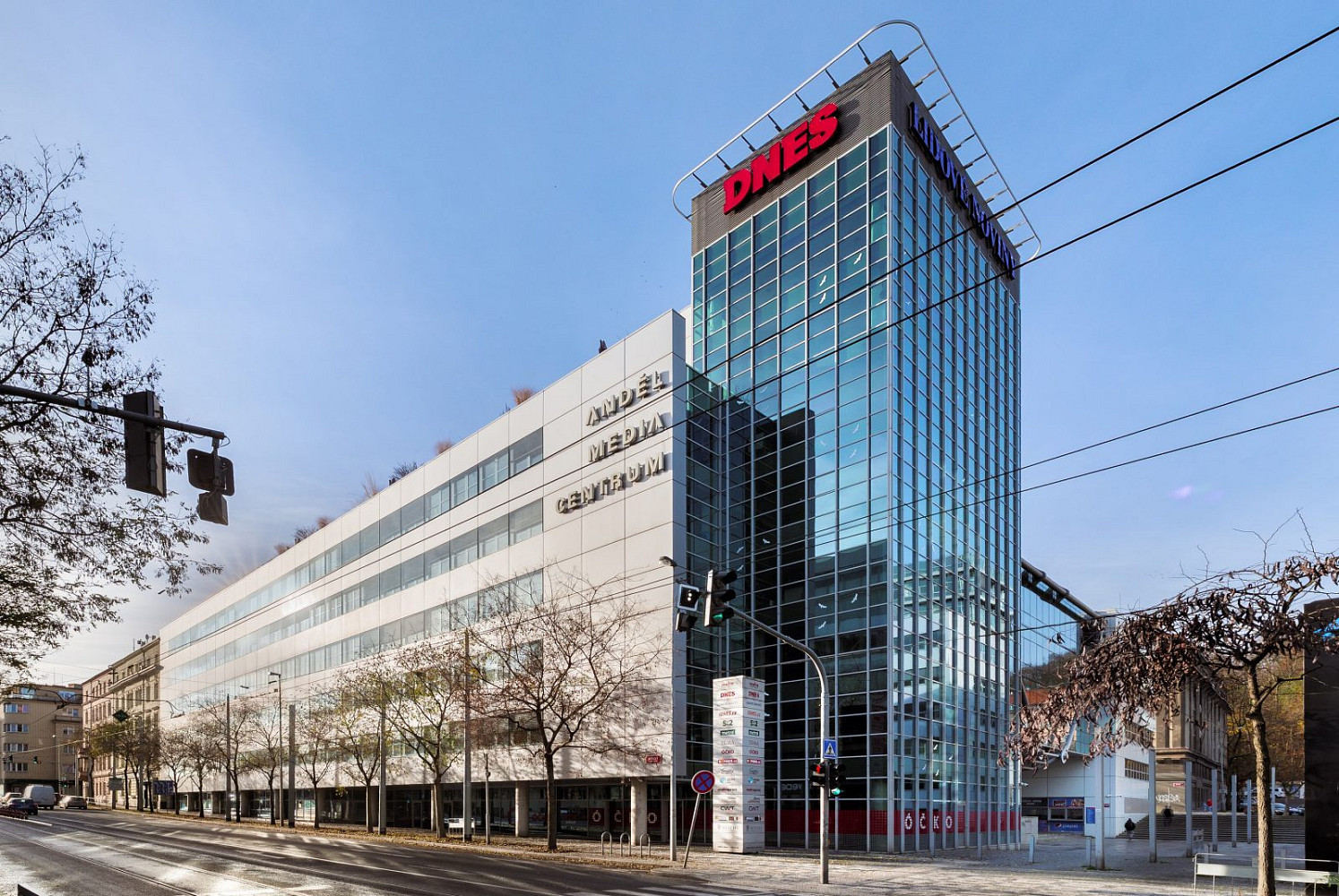 Pronájem kanceláře 168 m²