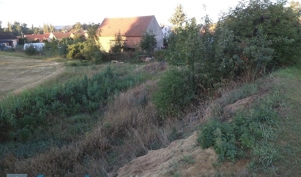 Prodej pozemku 593 m², Kněževes – náhled fotky 5