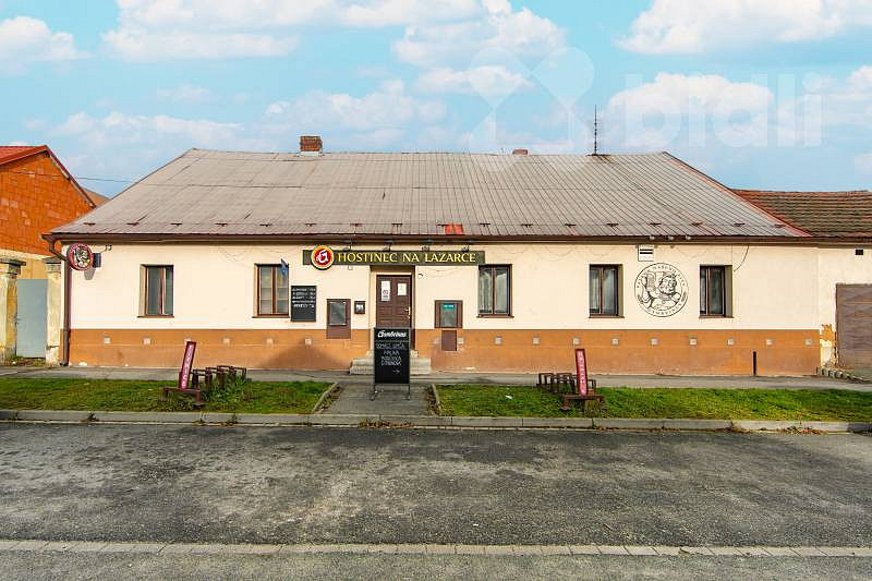 Prodej stavebního pozemku 1 932 m² – fotografie 3
