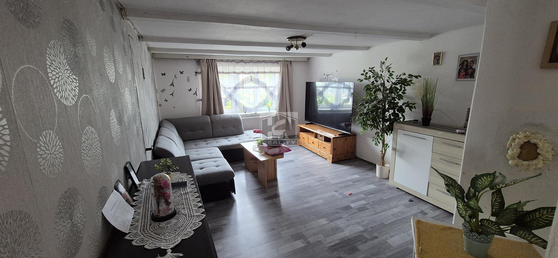 Prodej domu 378 m² s pozemkem 1 507 m² – fotografie 3