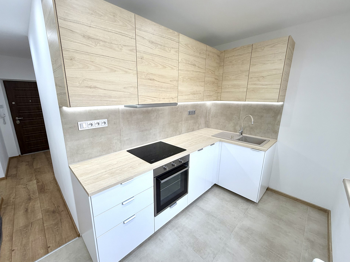 Prodej bytu 2+1 s lodžií po moderní rekonstrukci