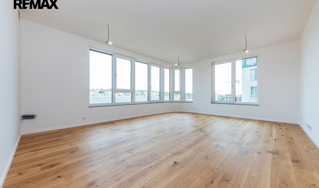 Prodej bytu 1+kk 39 m², Praha – náhled fotky 7