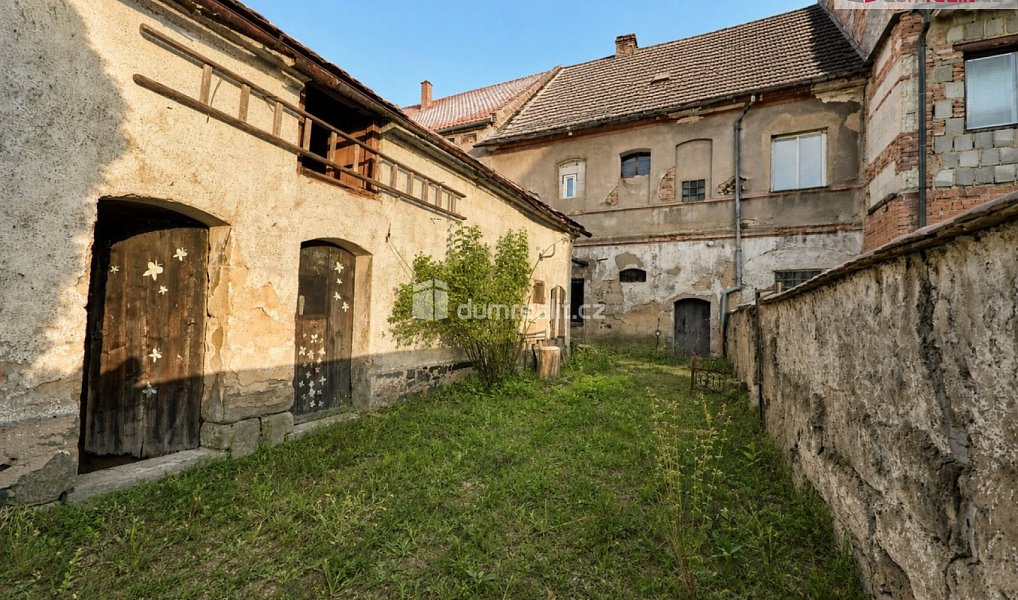 Prodej domu 200 m² s pozemkem 321 m², Kravaře – náhled fotky 33