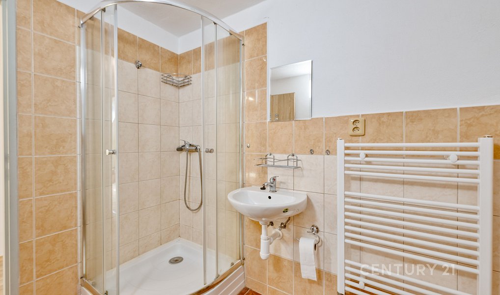 Prodej ubytovacího objektu 1 320 m², Jistebnice – náhled fotky 25