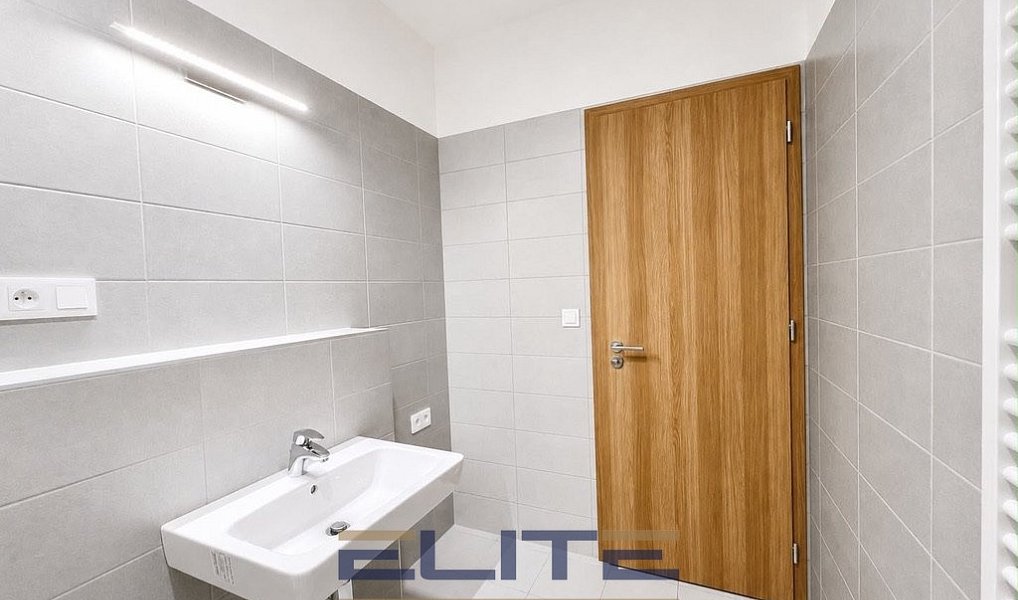 Prodej bytu 3+kk 60 m², Liberec – náhled fotky 9