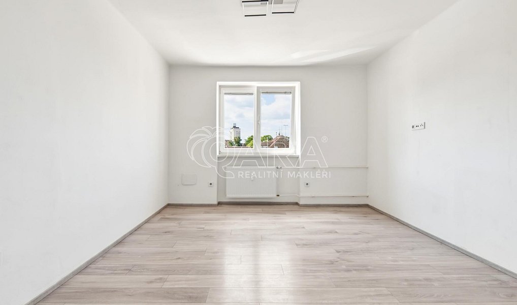 Prodej bytu 2+1 55 m², Hradec Králové – náhled fotky 12
