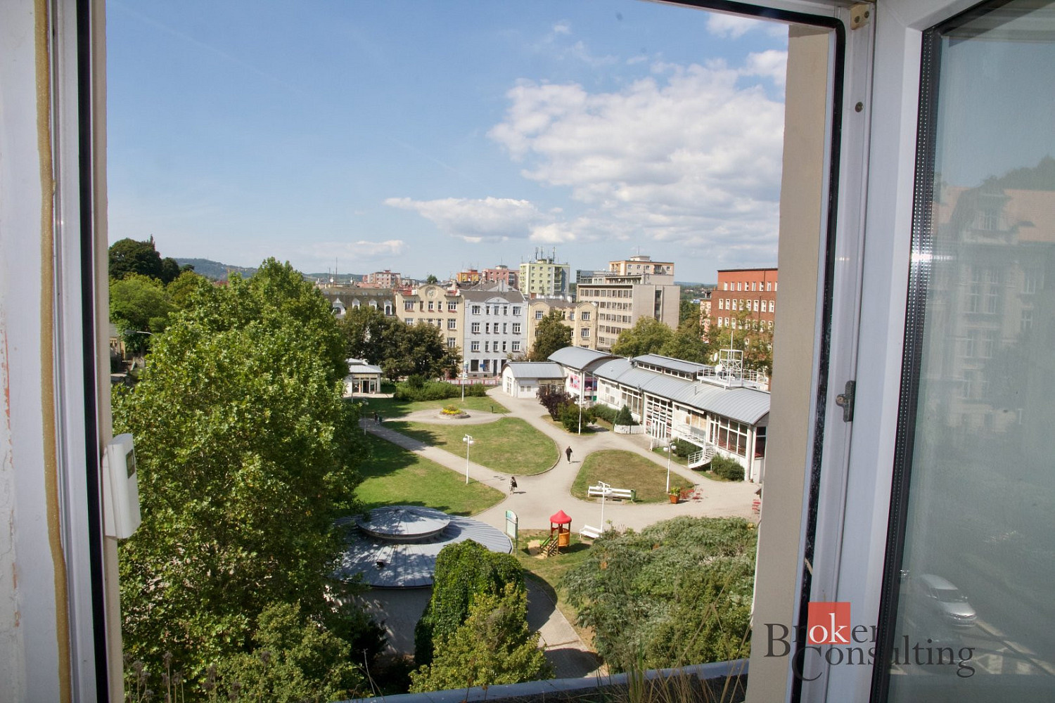 Pronájem bytu 3+1 90 m² – fotografie 3